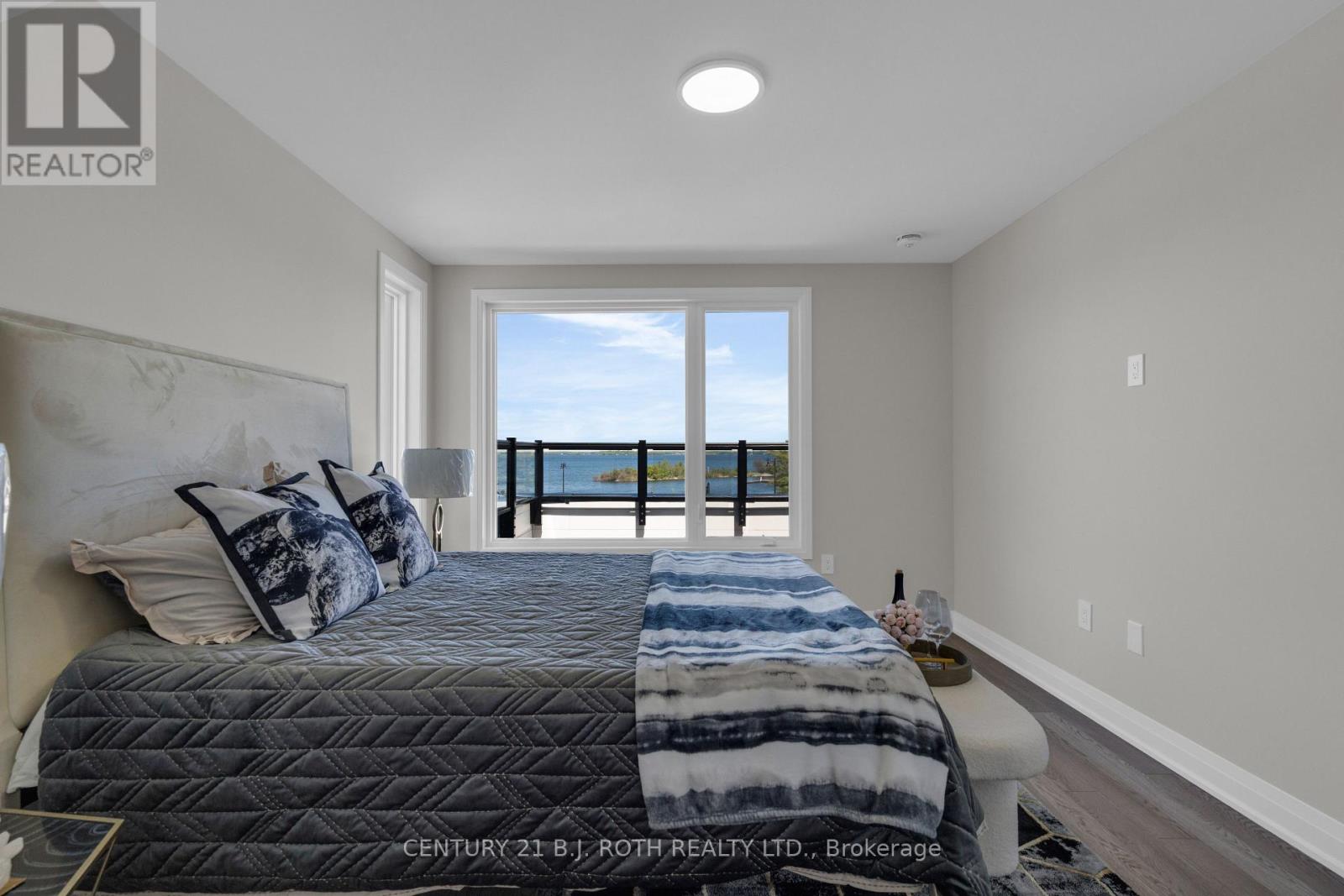 89 LIGHTFOOT DRIVE - 30