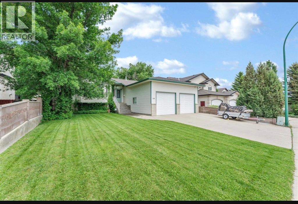 94 Perry Crescent NE - photo 2