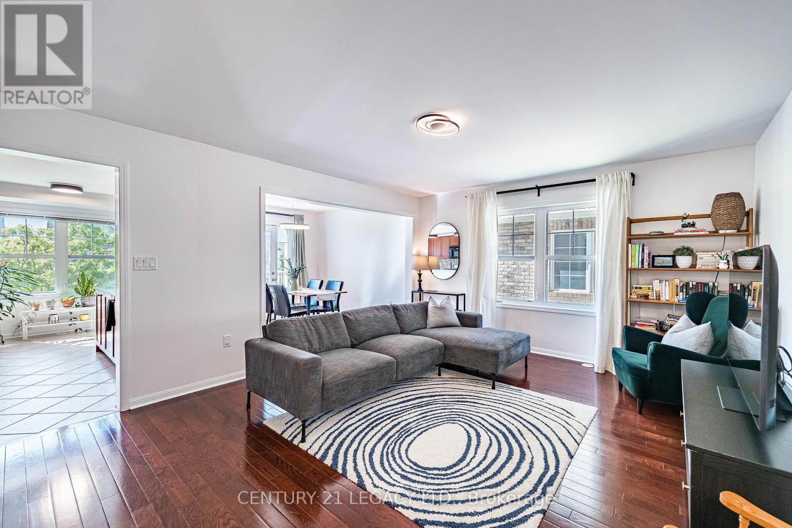 579 SPEYER CIRCLE N - 11