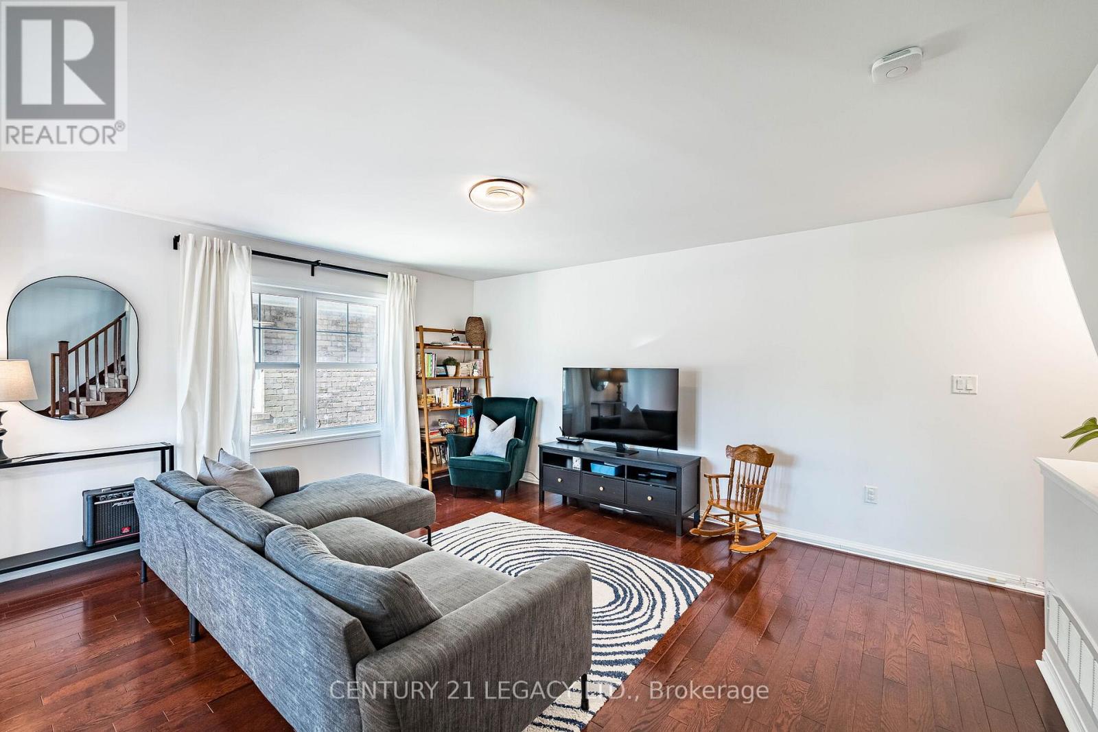 579 SPEYER CIRCLE N - 12
