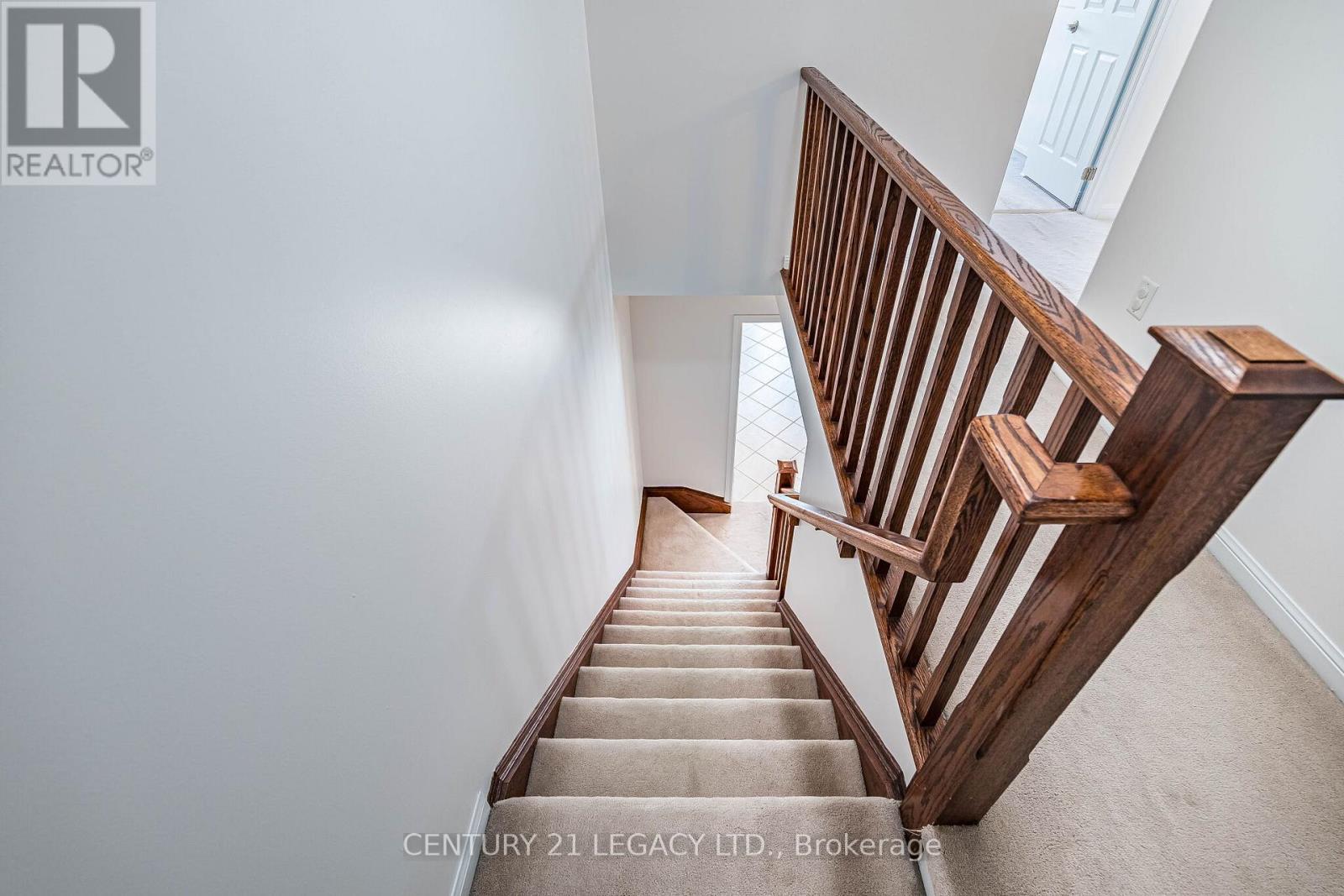 579 SPEYER CIRCLE N - 34