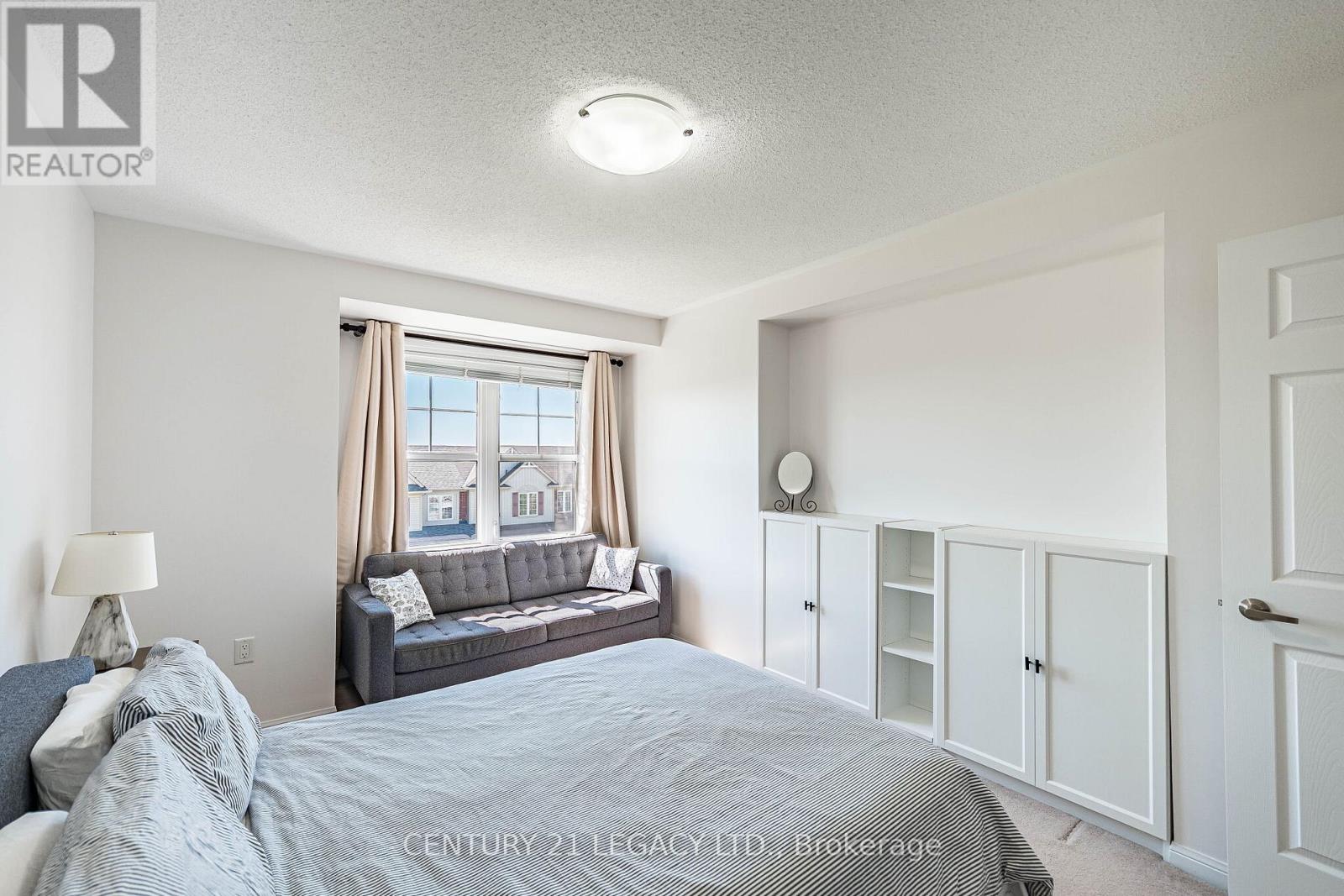 579 SPEYER CIRCLE N - 36