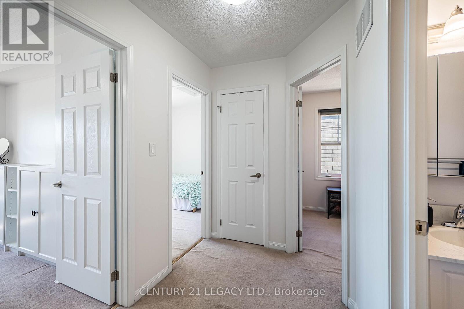 579 SPEYER CIRCLE N - 37