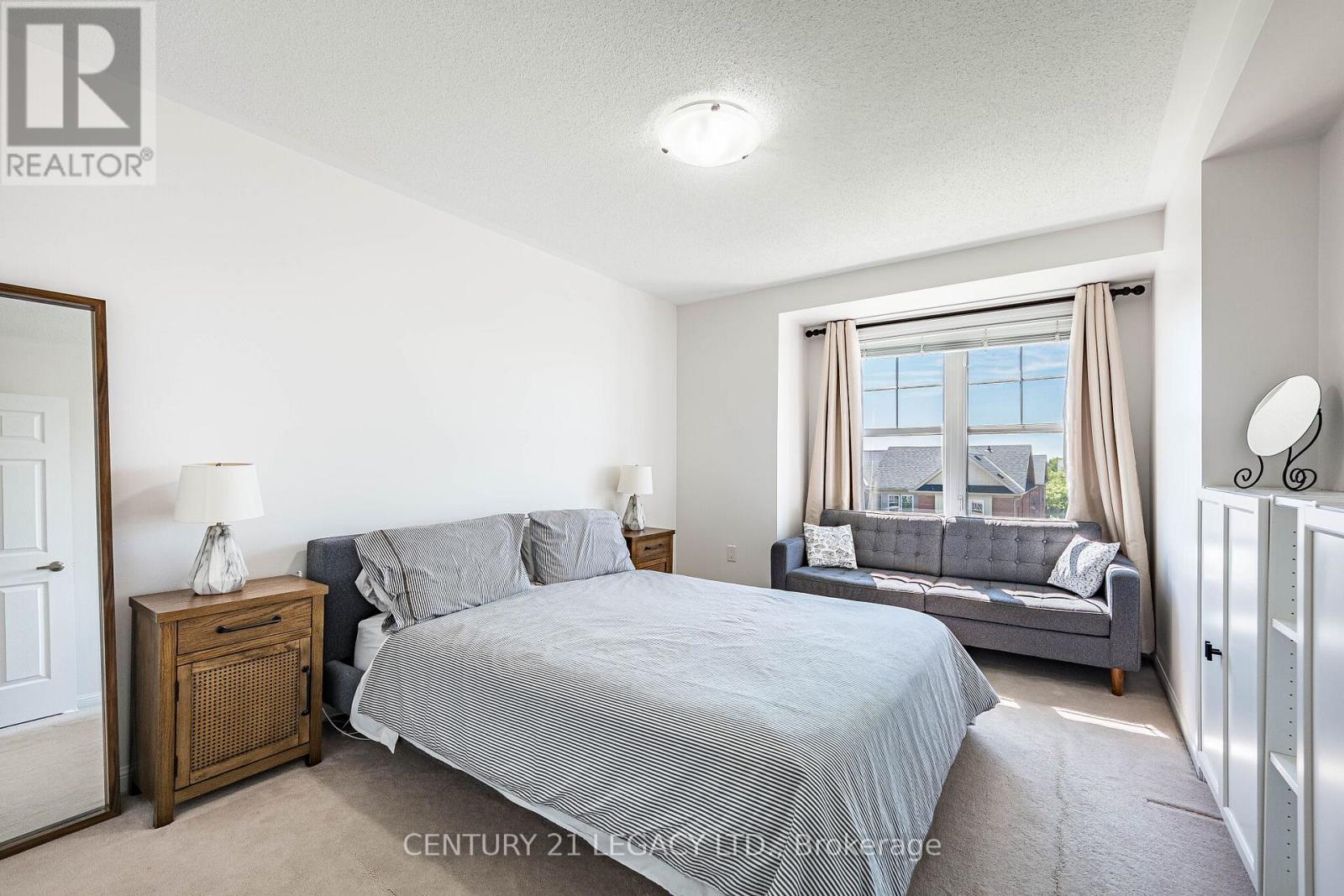 579 SPEYER CIRCLE N - 39