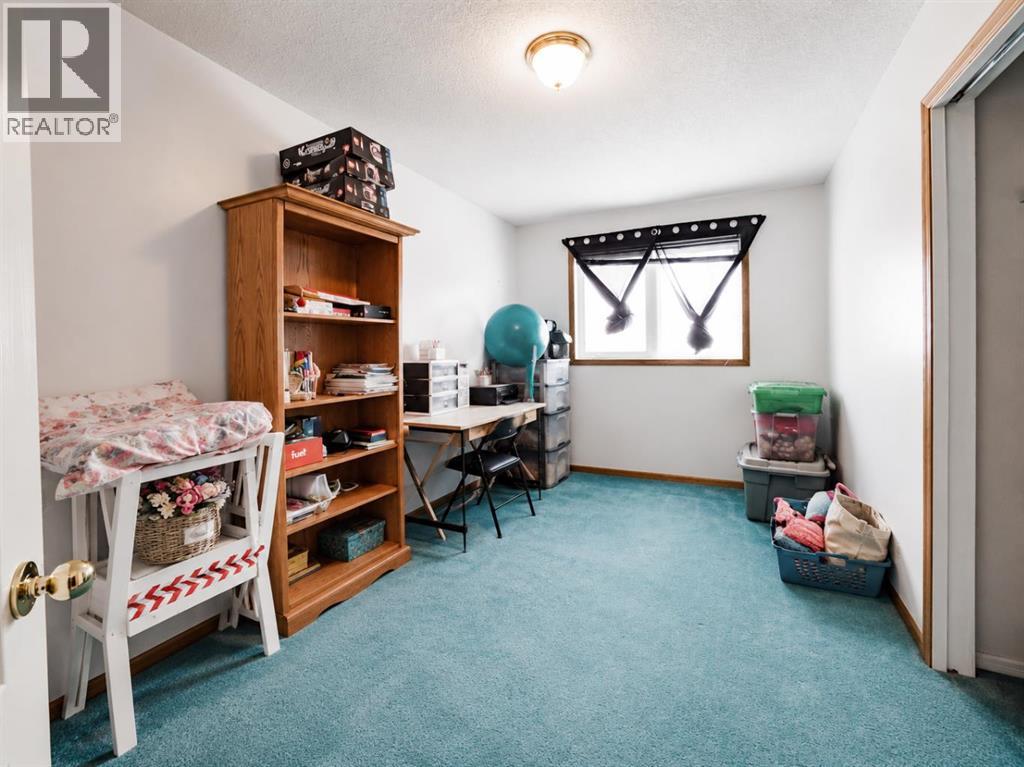 10417 97 Avenue - 8