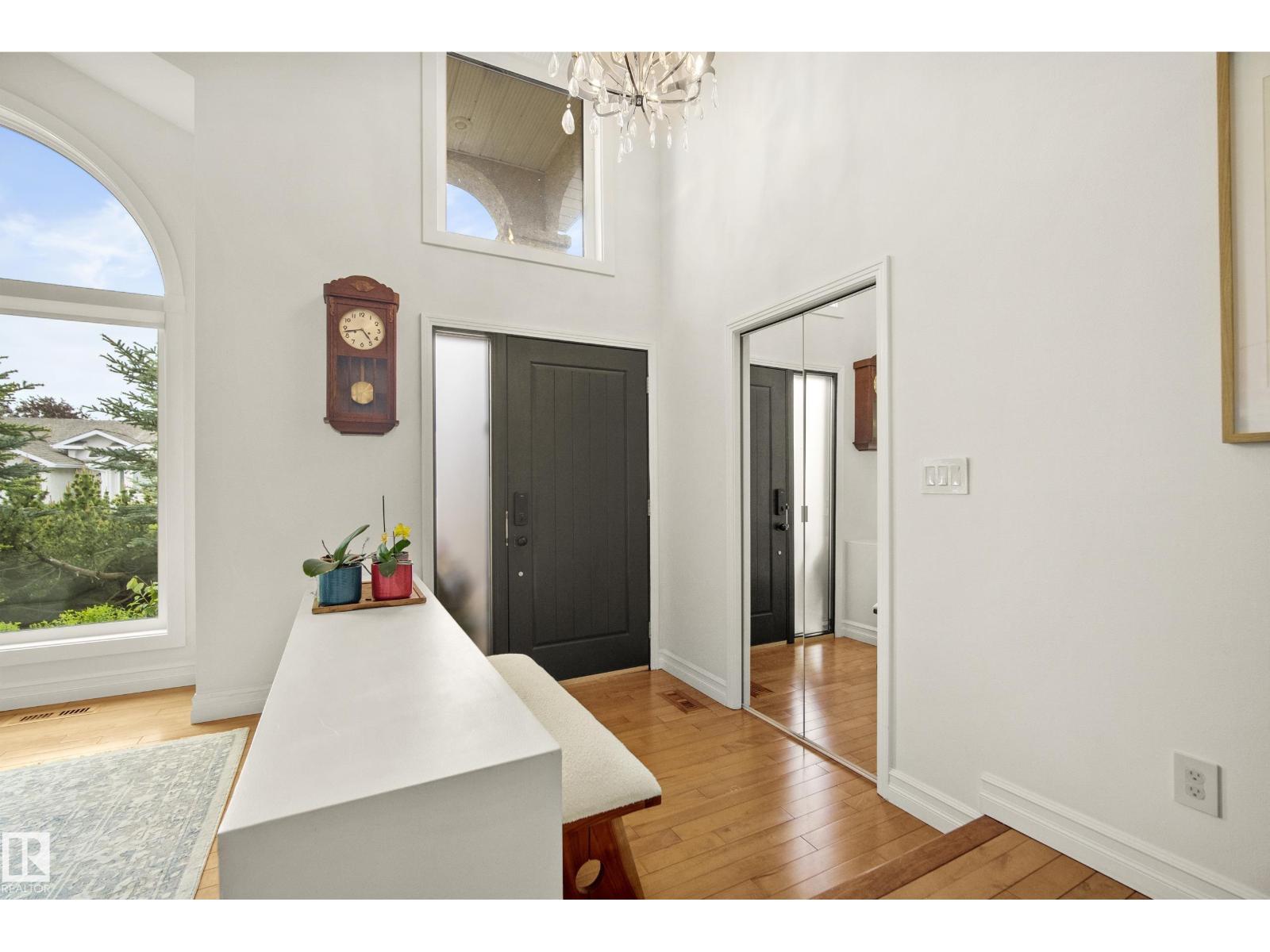 11256 10 AV NW - photo 4