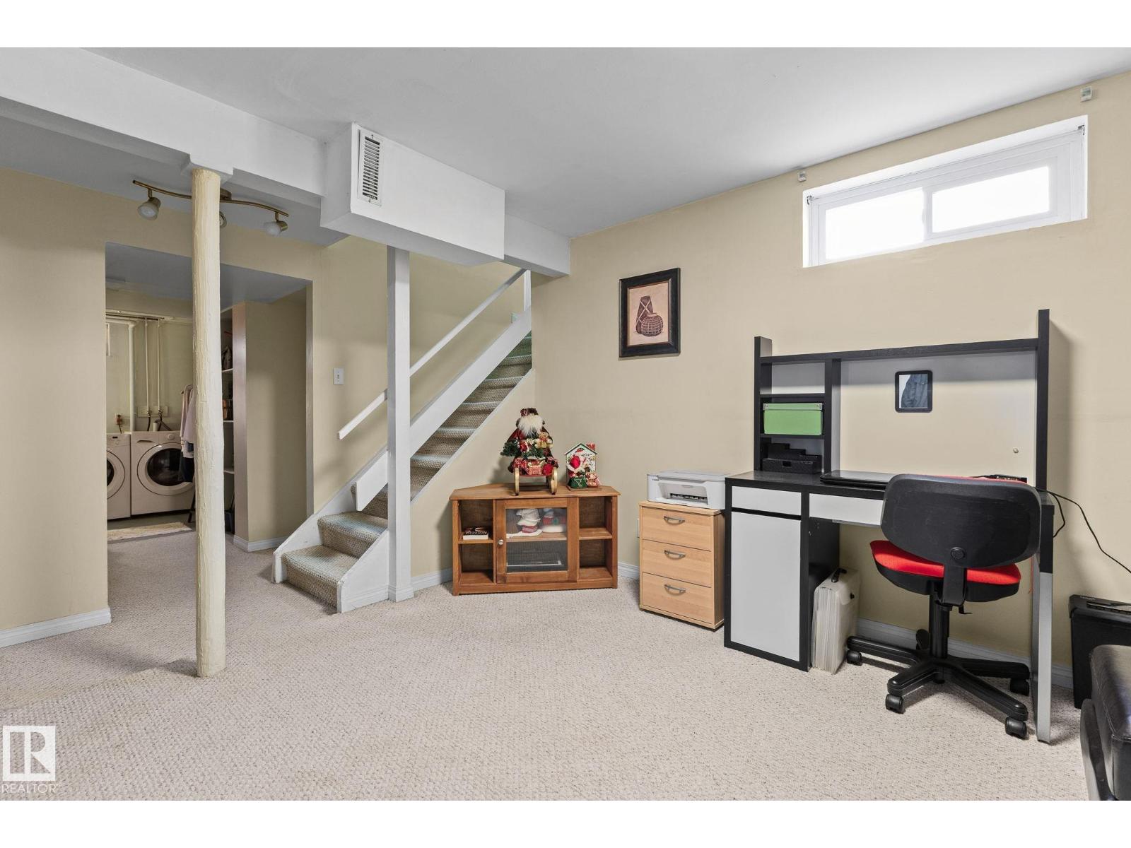 17132 103 ST NW - 24