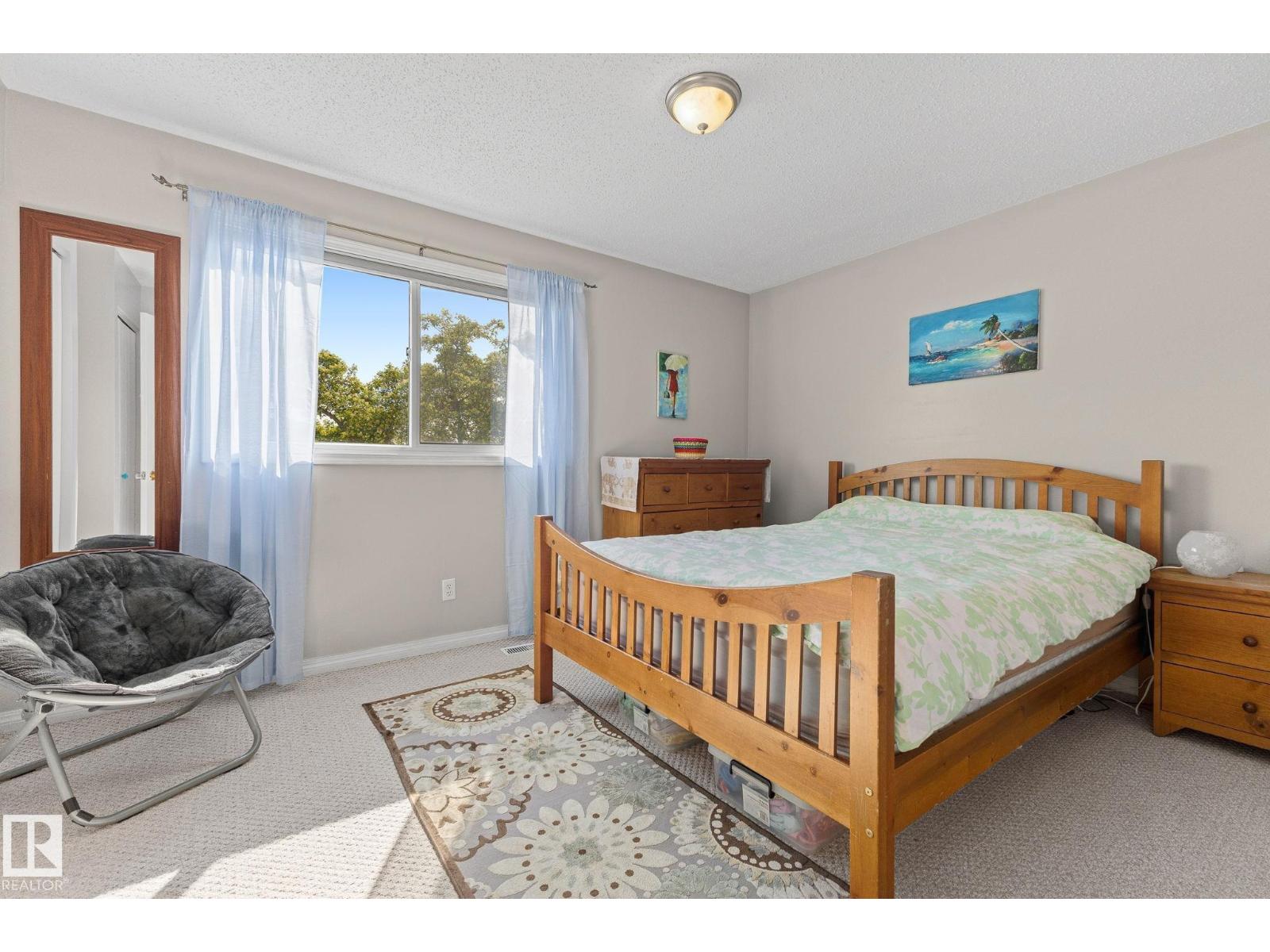17132 103 ST NW - 18