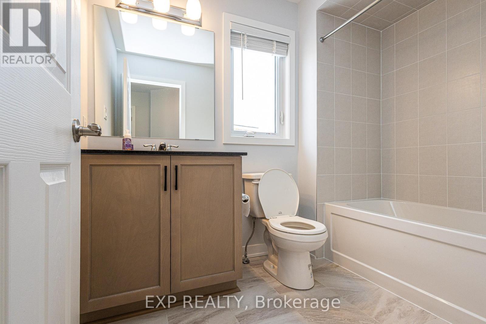 4 Bed, 3 Bath House for Rent in Ottawa – 210 ORMISTON CRESCENT, Ottawa – MLS# X13428884 - Image 25