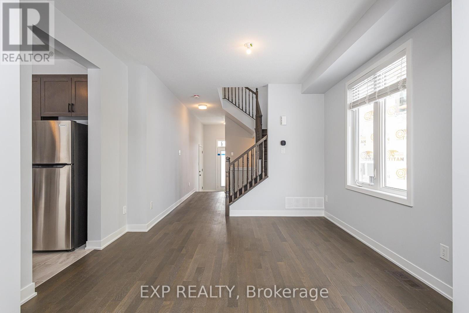 4 Bed, 3 Bath House for Rent in Ottawa – 210 ORMISTON CRESCENT, Ottawa – MLS# X13428884 - Image 3