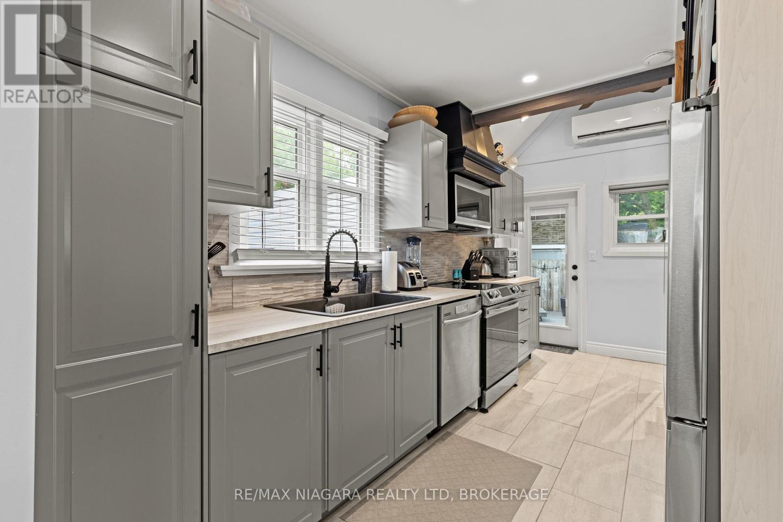 5025 ALBERT STREET - 17