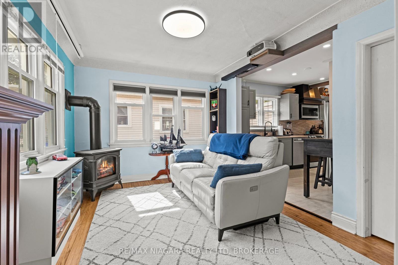 5025 ALBERT STREET - 8