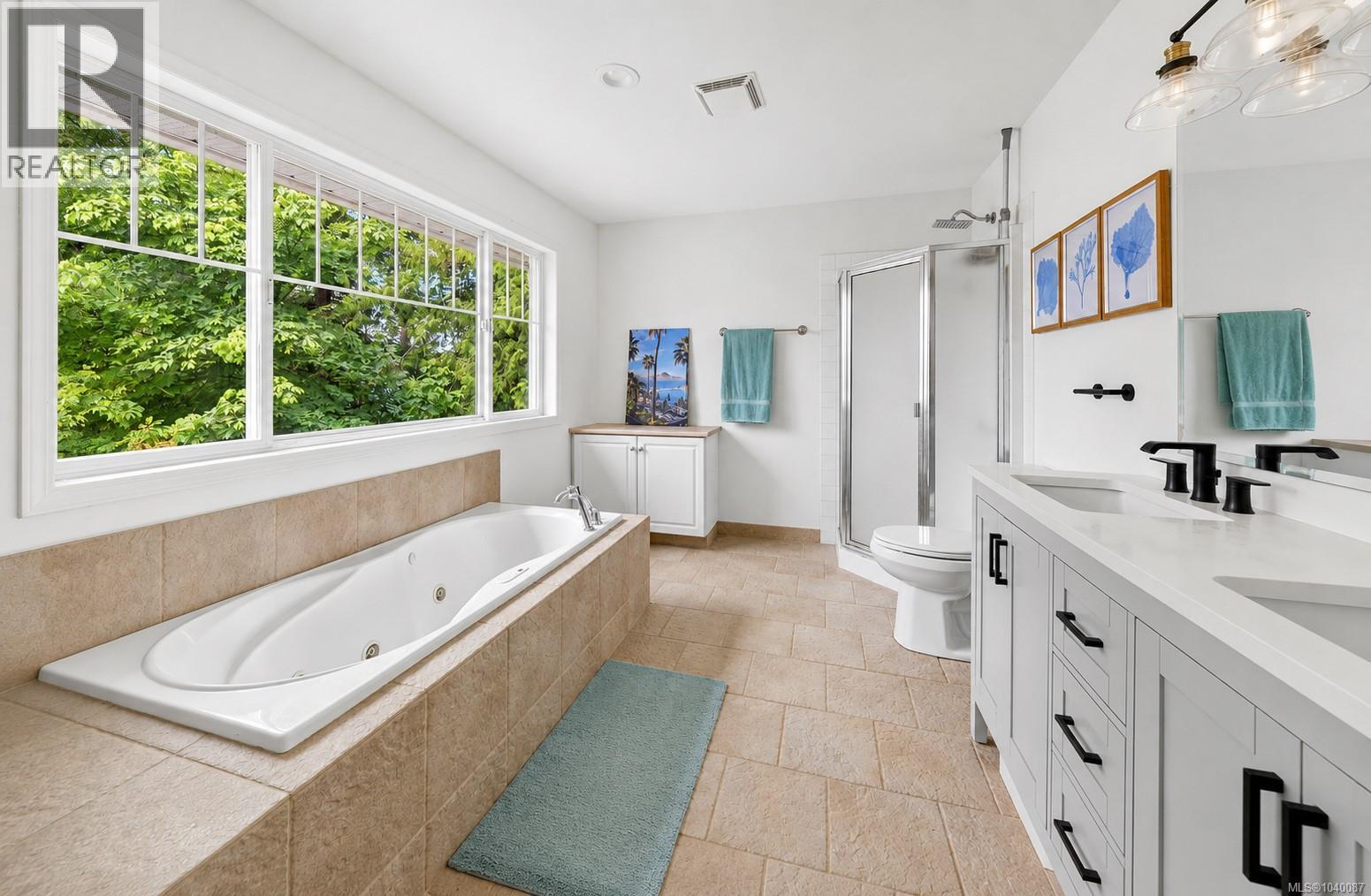 2221 Shawnigan Lake Rd - 27