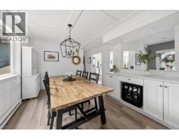 Family room - 2221 Shawnigan Lake Rd, Shawnigan Lake, BC V0R2W5 Photo 14