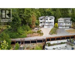Laundry room - 2221 Shawnigan Lake Rd, Shawnigan Lake, BC V0R2W5 Photo 8