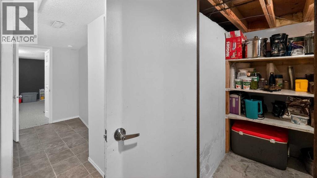 605 2 Street S — photo 31