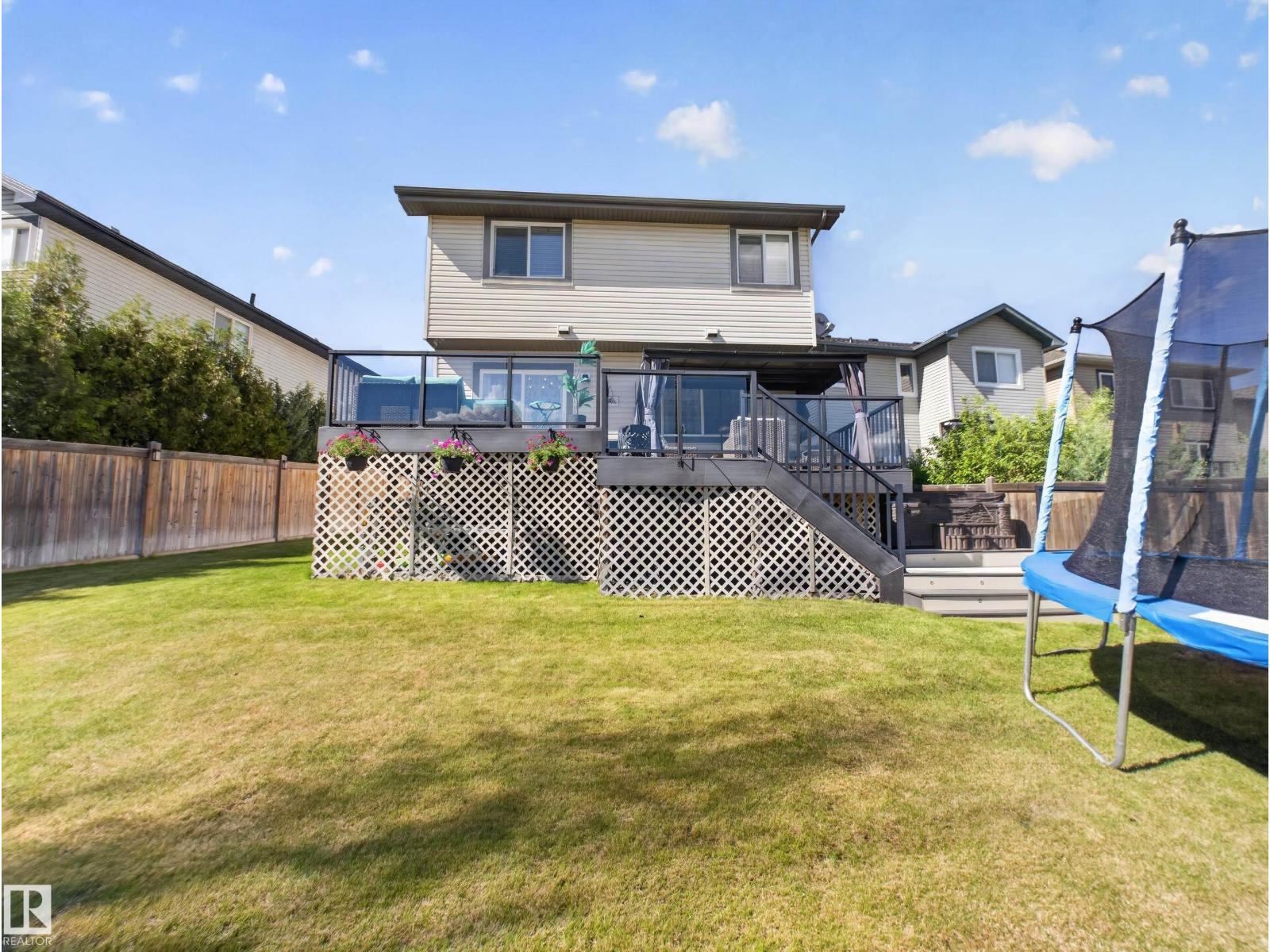 98 WELLINGTON PL — photo 68