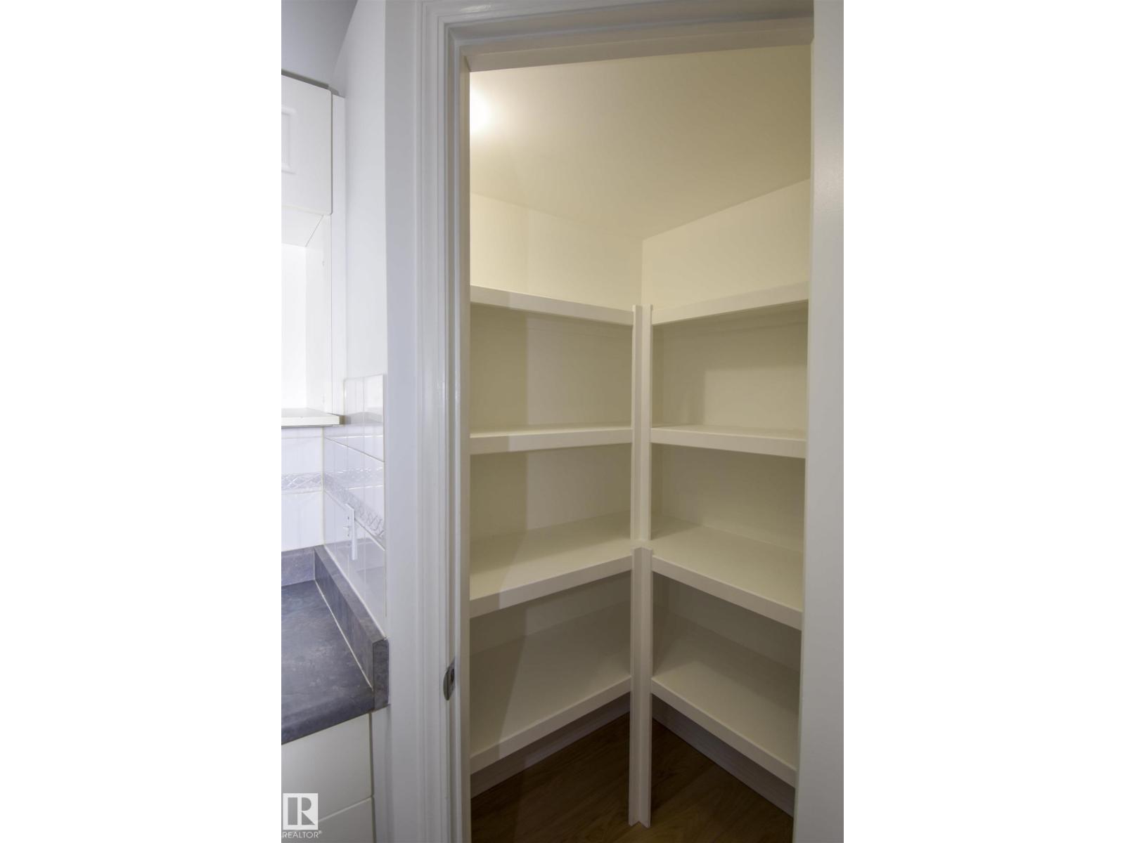 45 Landsdowne DR - 9