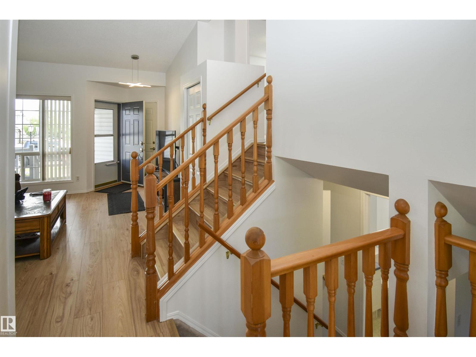 45 Landsdowne DR - 12