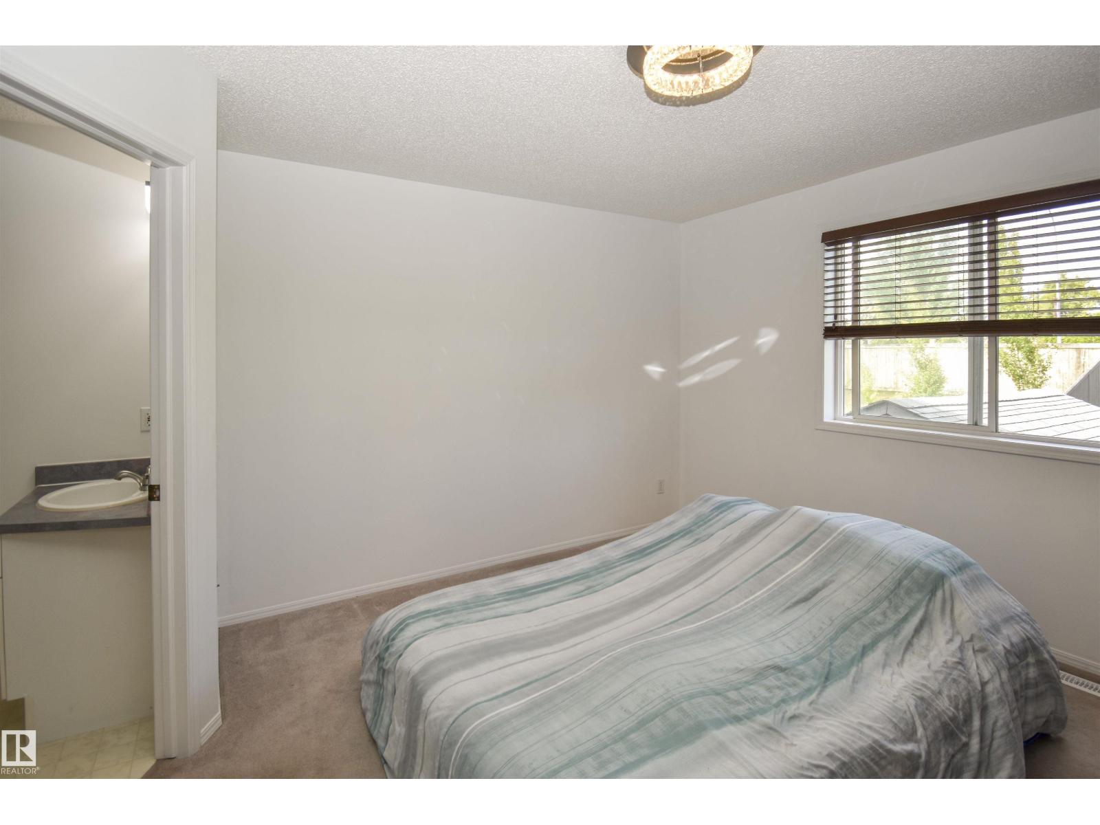 45 Landsdowne DR - 13