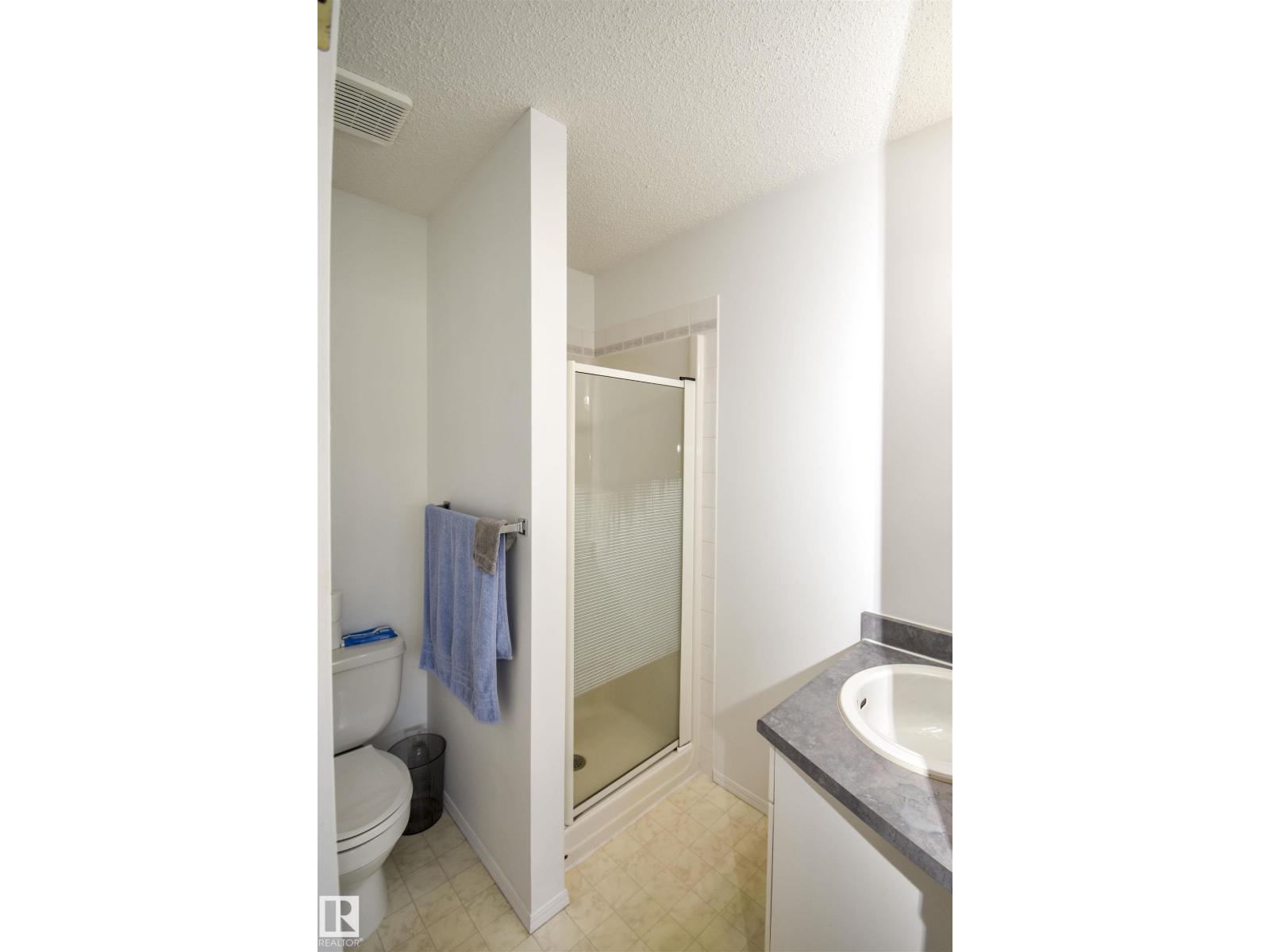 45 Landsdowne DR - 14