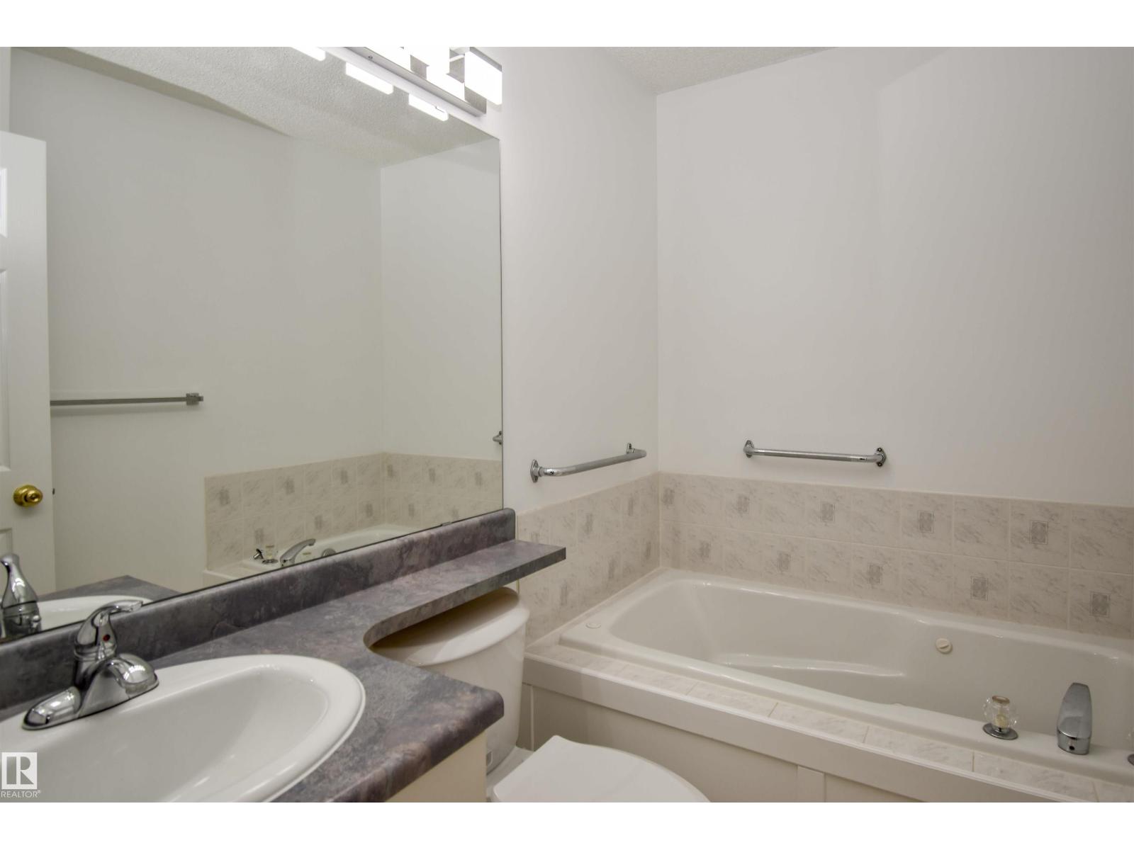 45 Landsdowne DR - 20