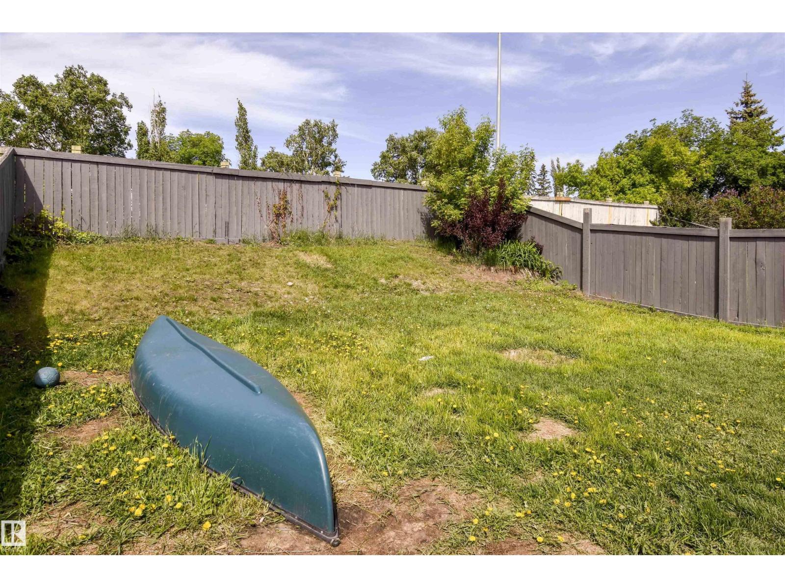 45 Landsdowne DR - 32