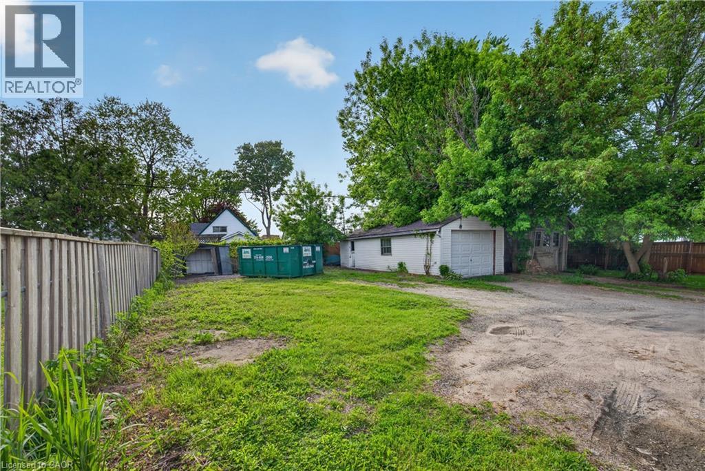 26 ARTHUR Avenue - 35