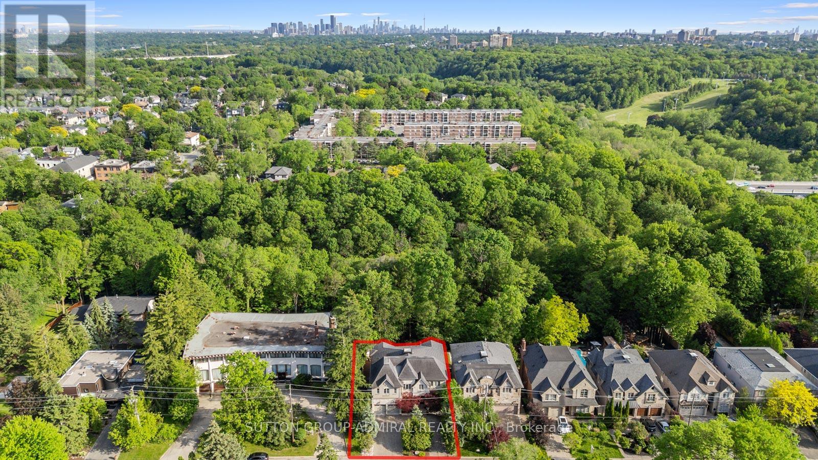 35 WENTWORTH AVENUE - 2