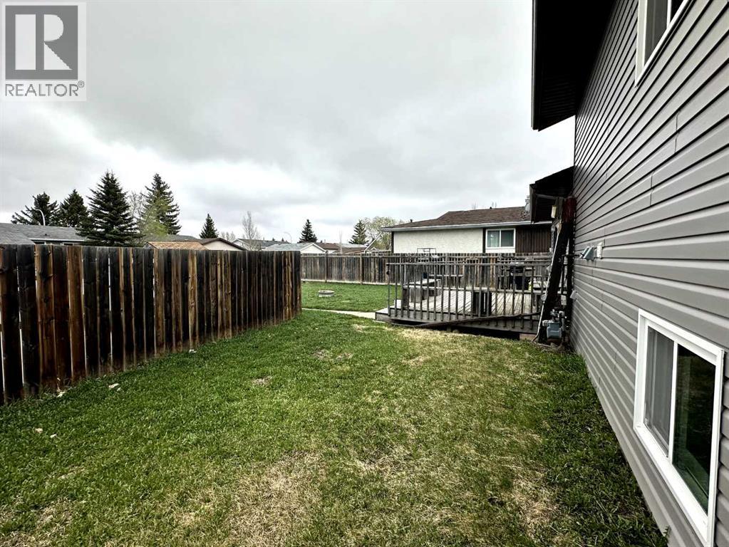 1634 5A Street — photo 27