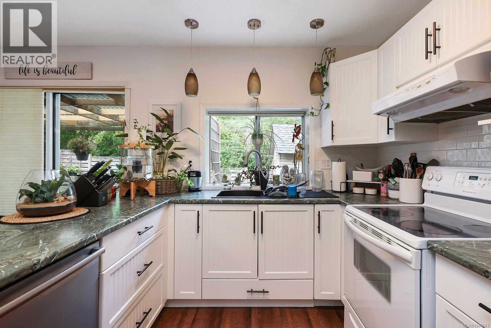 #B 785 Park Pl - 20