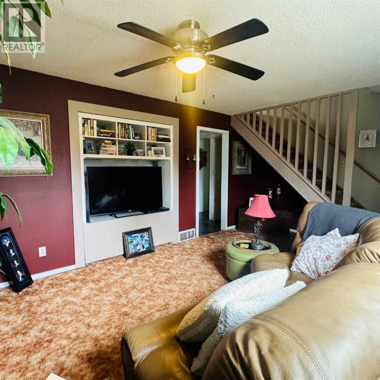 705 10 Avenue SE — photo 20