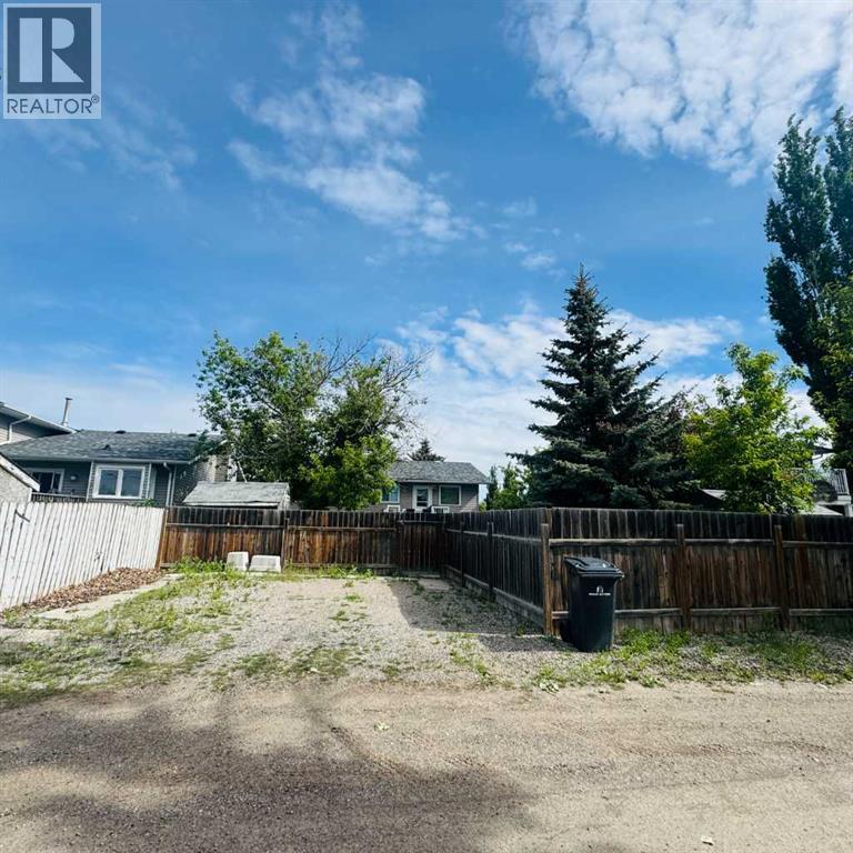 705 10 Avenue SE — photo 32