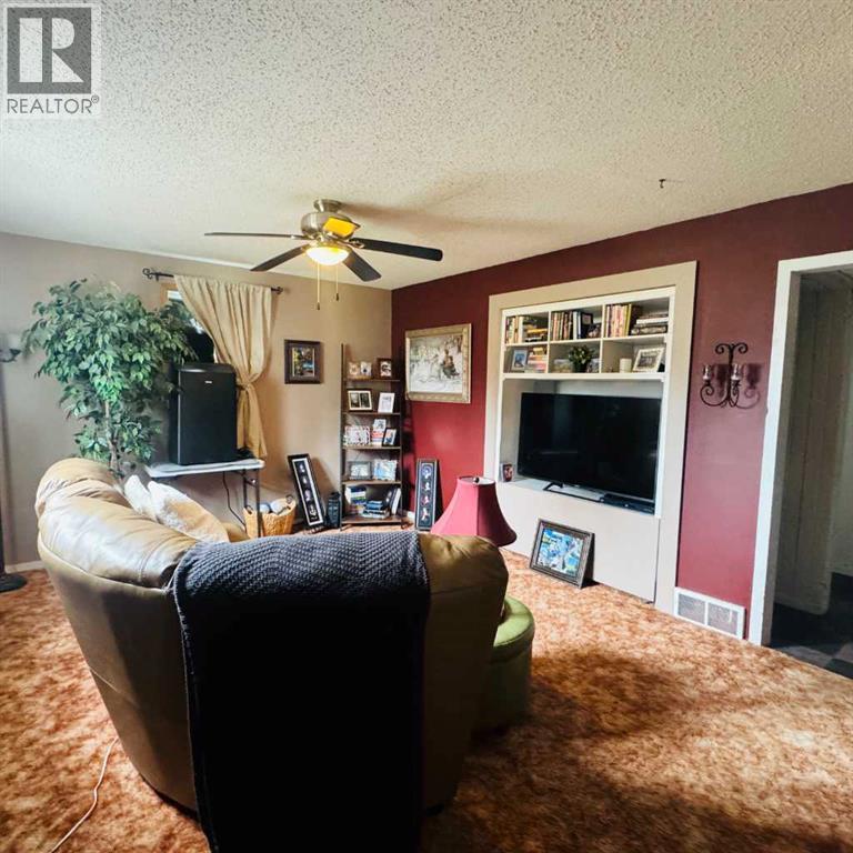 705 10 Avenue SE — photo 18