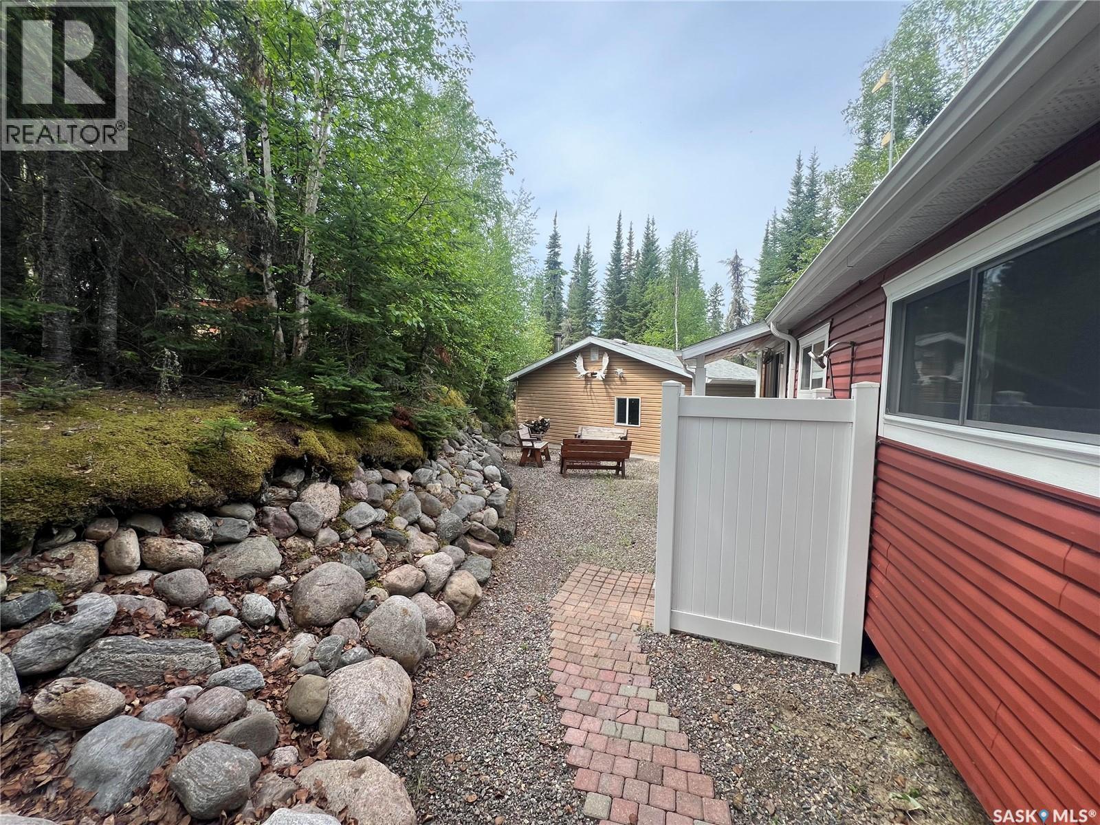 2714 Maple PLACE — photo 43