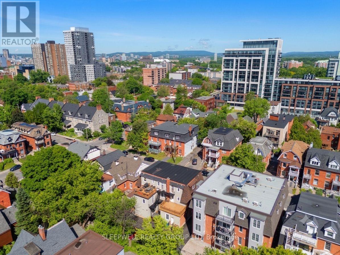 389 DALY AVENUE - 36