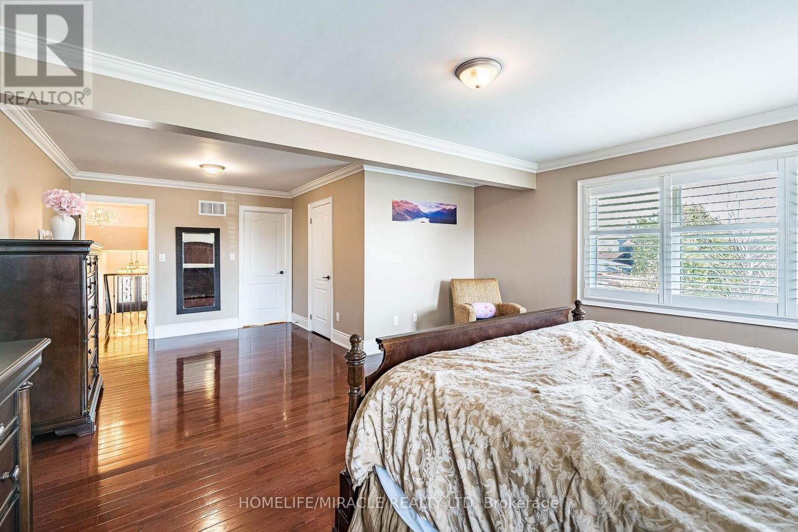 3188 PARKERHILL ROAD - 18