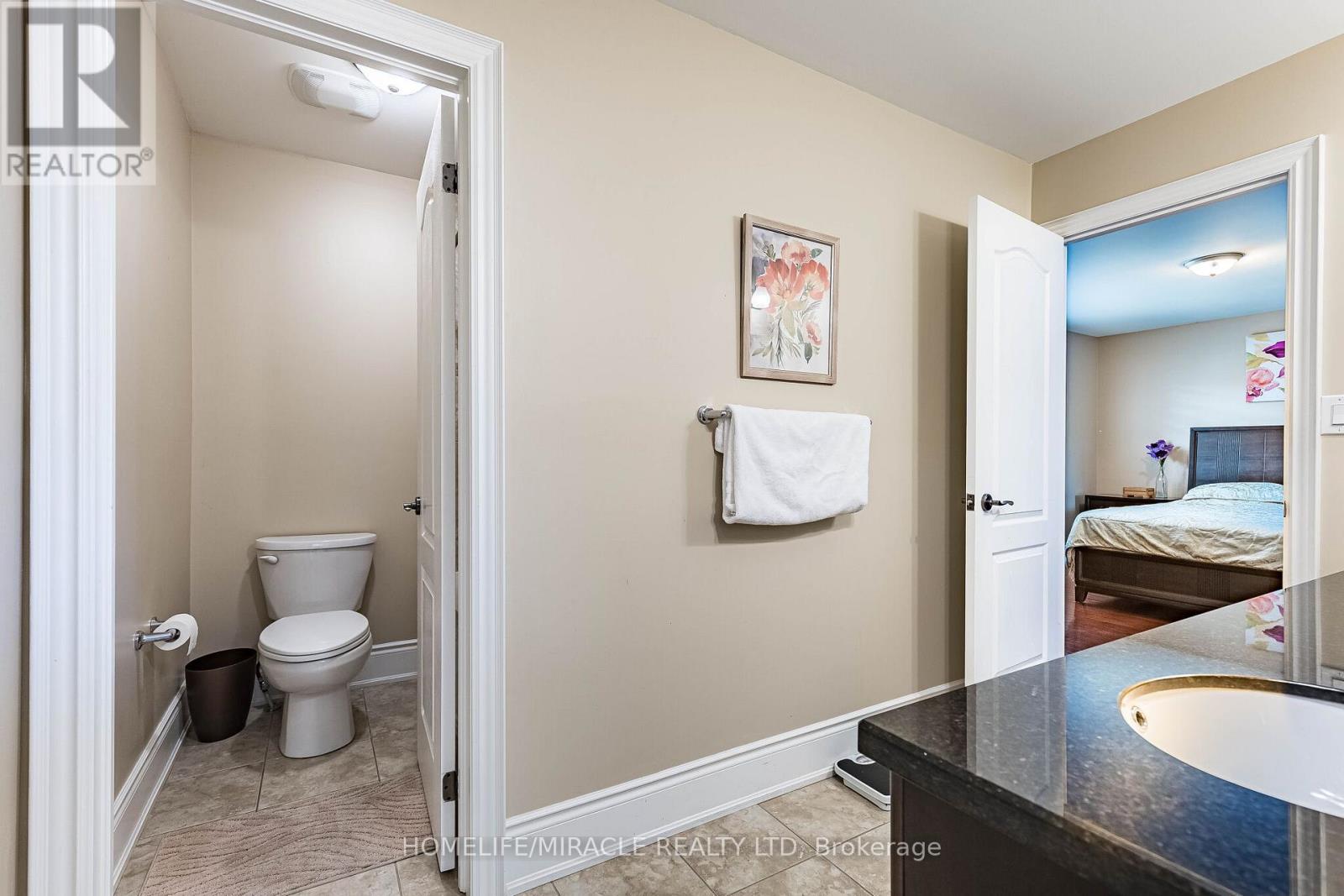 3188 PARKERHILL ROAD - 25