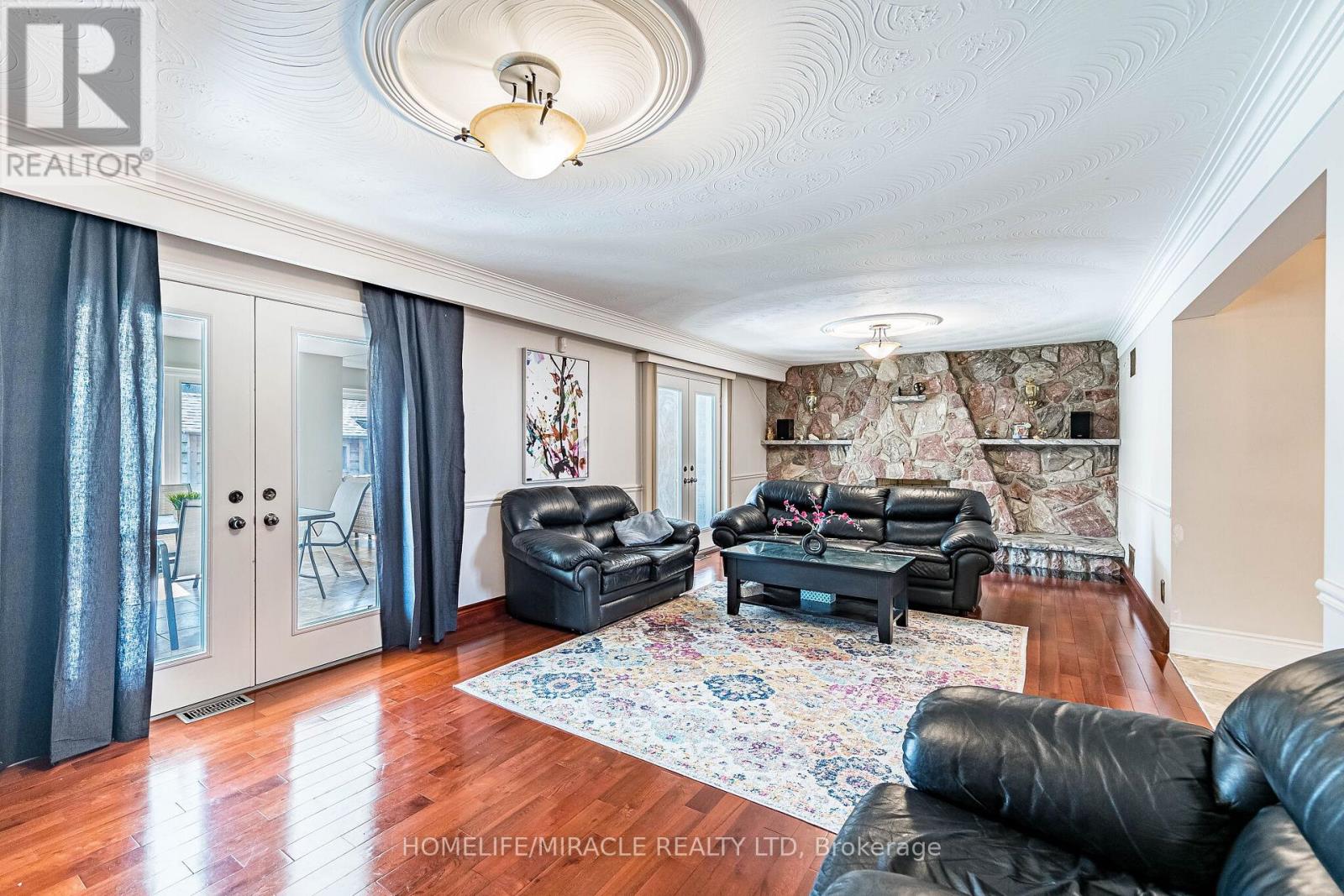 3188 PARKERHILL ROAD - 30