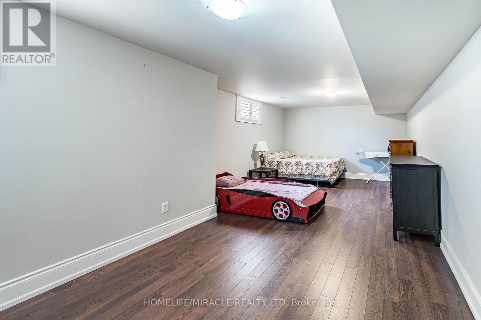 3188 PARKERHILL ROAD - 42