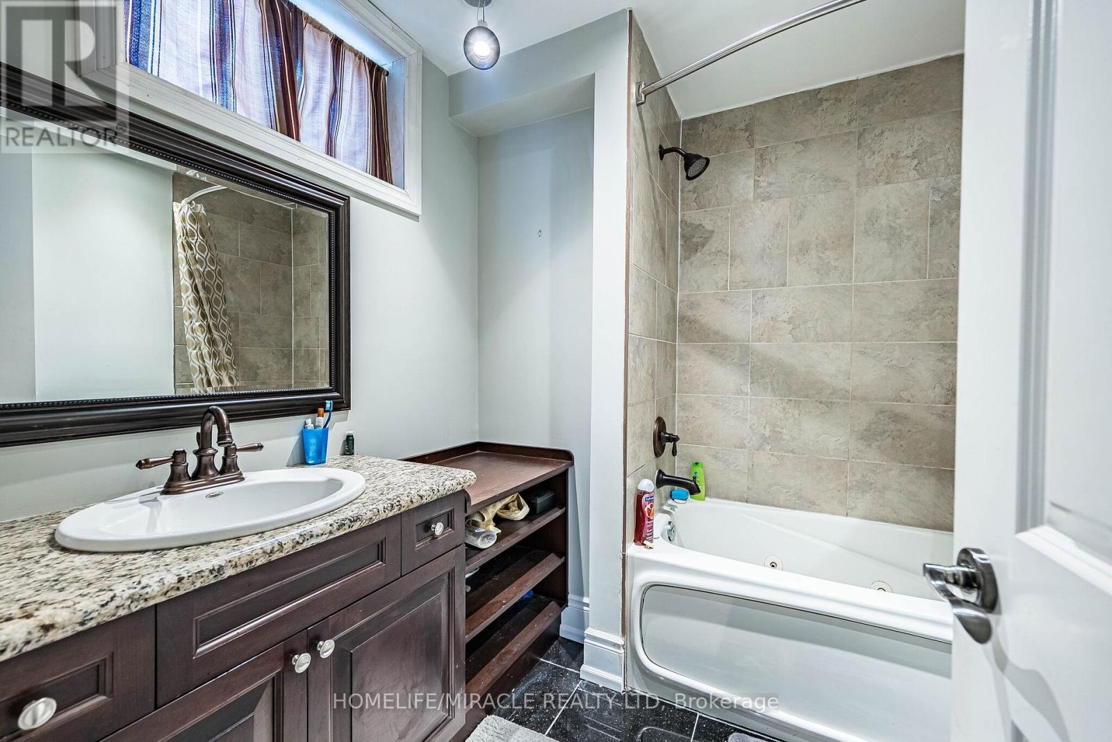 3188 PARKERHILL ROAD - 45