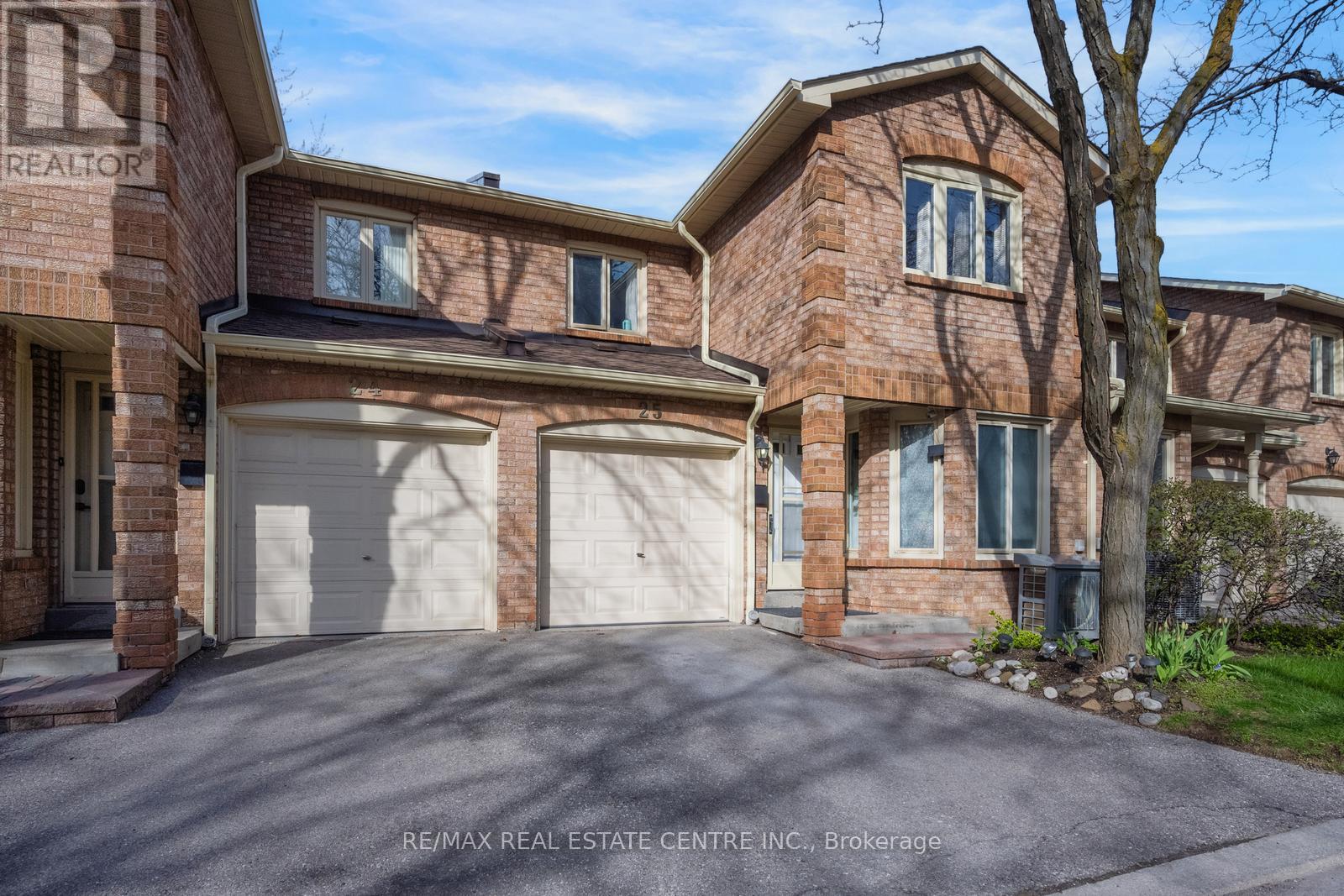 #25 5020 DELAWARE DRIVE - 2