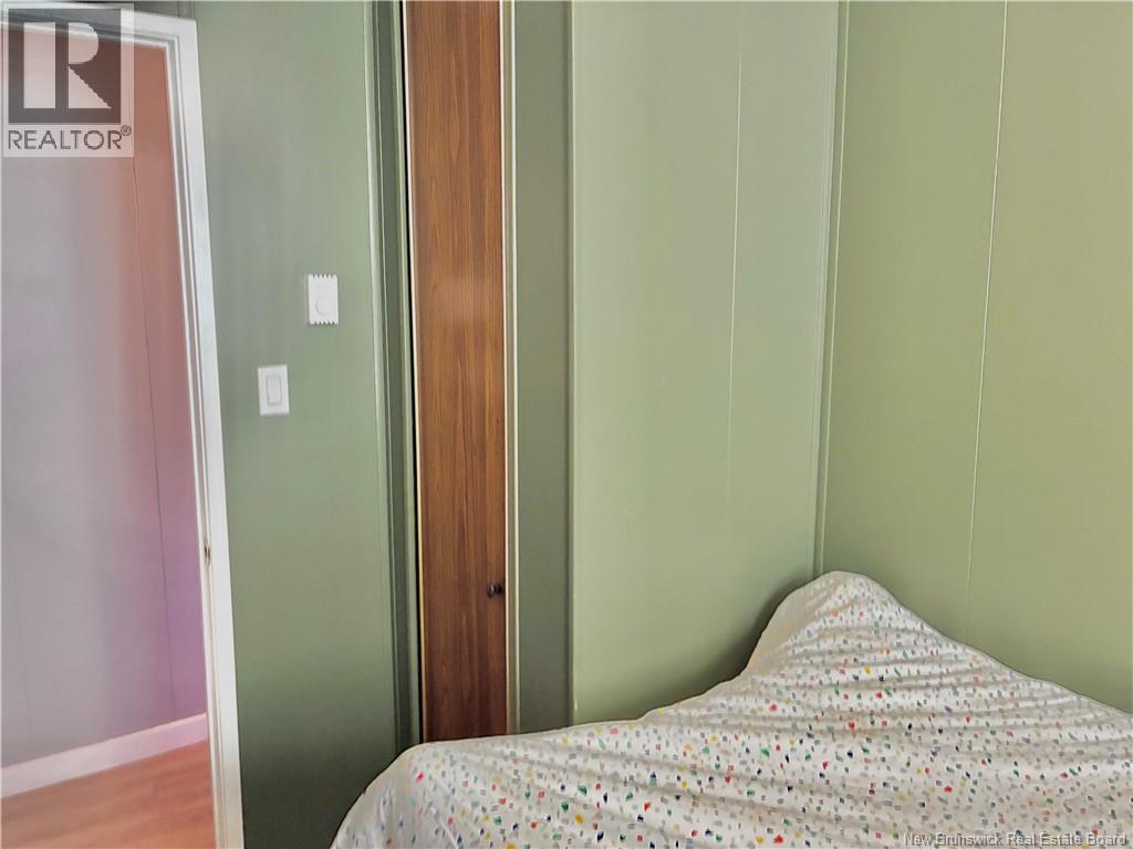 52 Dupuis Avenue - Image 23