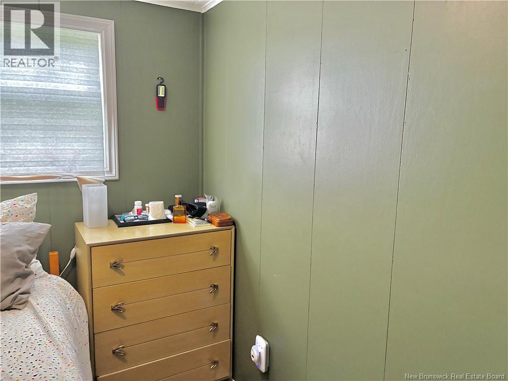 52 Dupuis Avenue - Image 25