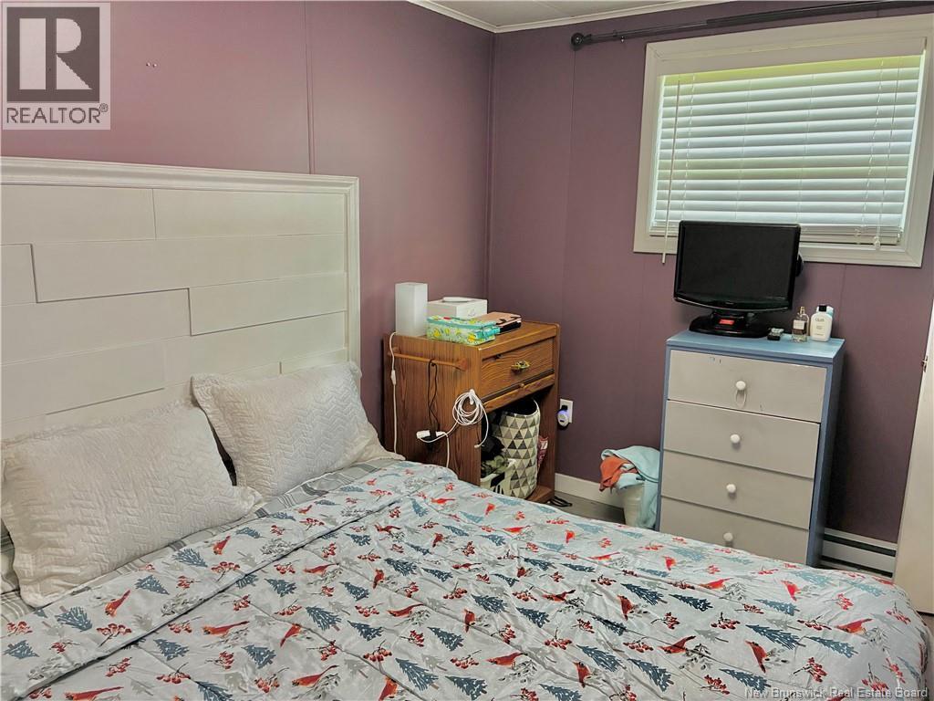 52 Dupuis Avenue - Image 28