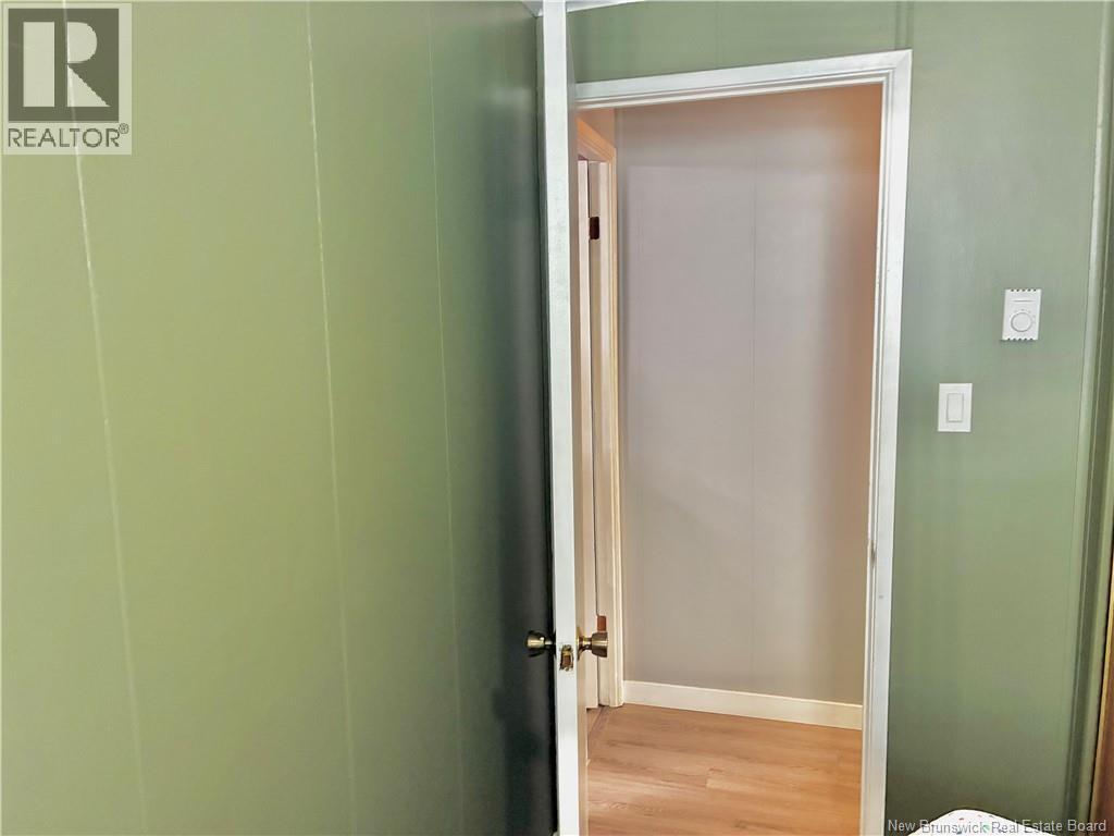52 Dupuis Avenue - Image 26