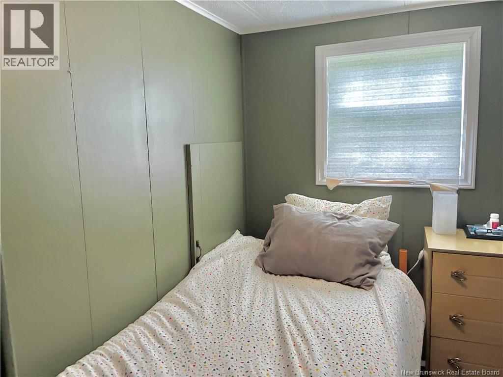 52 Dupuis Avenue - Image 24