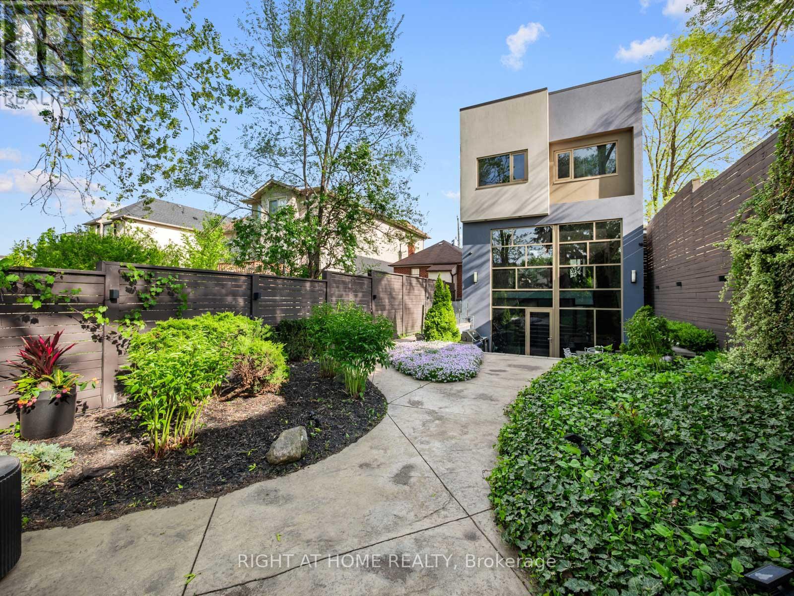 336 MELROSE AVENUE - 39