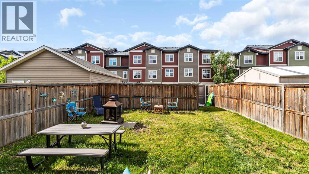 187 Cranford Close SE — photo 40