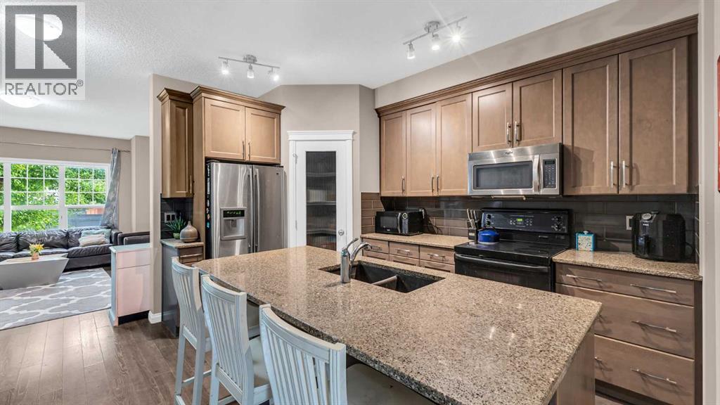 187 Cranford Close SE — photo 10